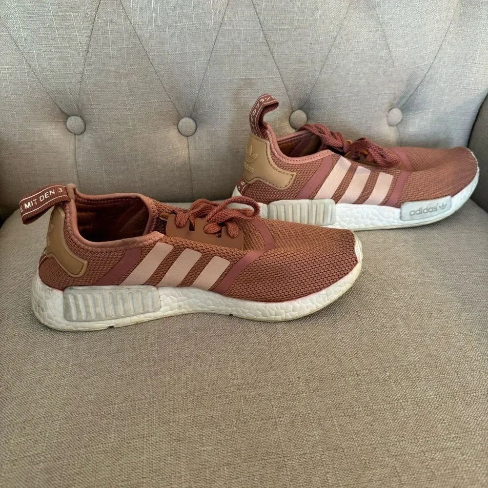 Adidas NMD R1 Raw Pink Size 6.5 - Picture 3 of 9